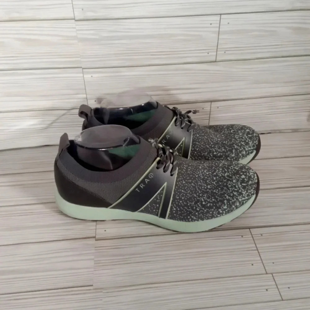 Traq by Alegria Qool sneaker gray walking trail shoes women's size 40 or US 9.5